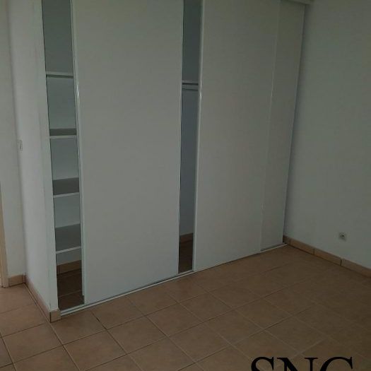 T2 AVEC BALCON +PARKING - Photo 1