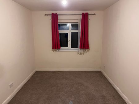 Sketty Court, Corey Street, Sketty, Swansea, SA2 9AQ - Photo 2