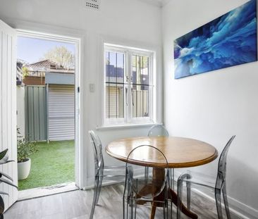 Charming semi in tree lined central pocket of Alexandria - Photo 1