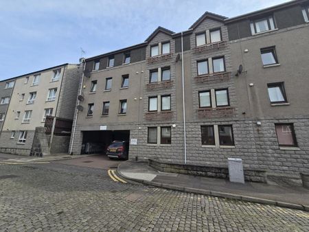 Fraser Mews, Flat C, AB25 - Photo 2