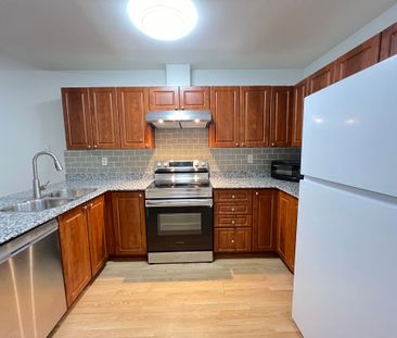 For Lease - 135 James Street Unit# 403, Hamilton, Ontario - Photo 2