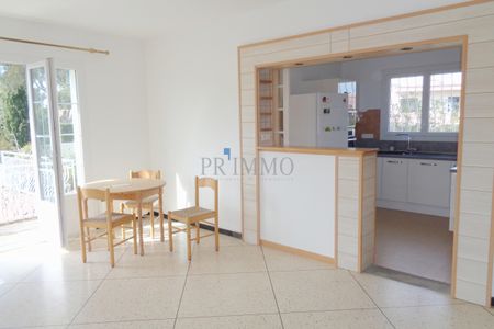 LOCATION VILLA INDIVIDUELLE QUARTIER BOULOURIS A ST RAPHAEL - Photo 2
