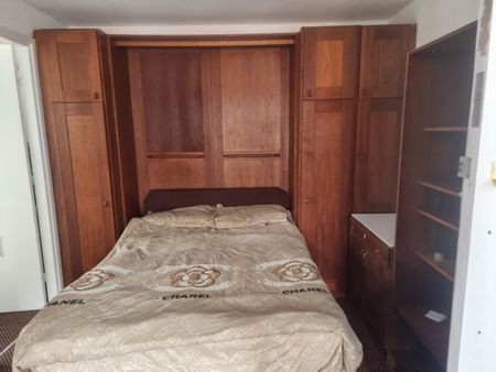 Studio Flat, York Road, B16 - Photo 5