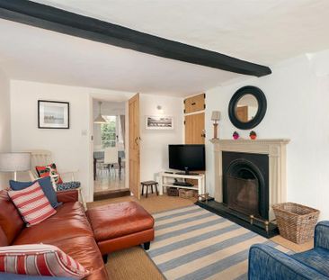 3 bedroom cottage to rent - Photo 2