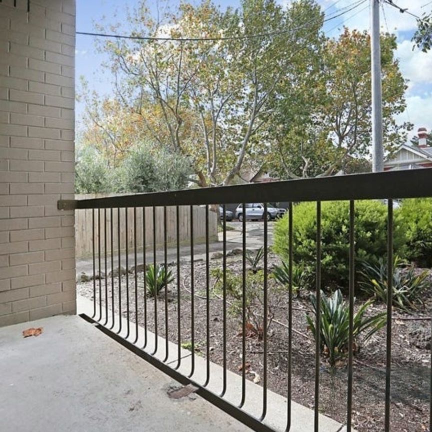2/20 Valentine Grove, Armadale VIC 3143 - Apartment For Rent | Domain - Photo 1