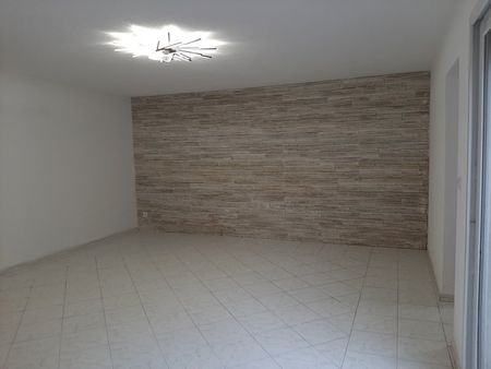 T4 - Photo 5