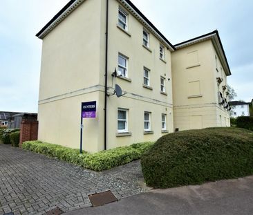 2 bedroom Flat To Let - Photo 2