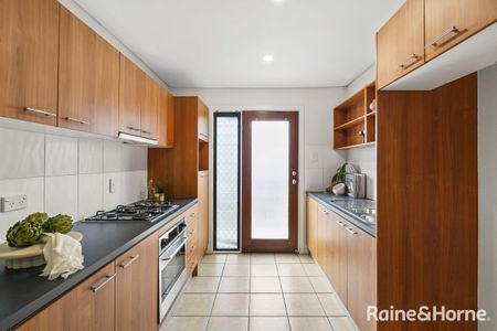 Low Maintenance Unit In A Convenient Location! - Photo 5