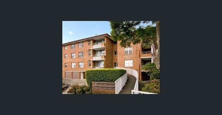 Beautiful Two-Bedroom Apartment in a Quiet Location - Photo 5