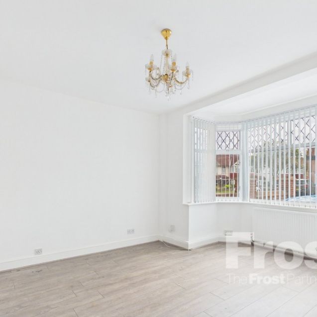 Park Road, Hounslow,TW3 - Photo 1