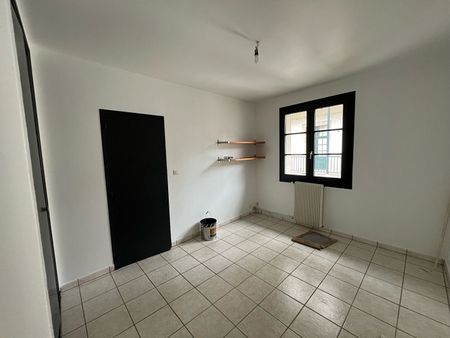 Appartement T2 non meublé en CV d'Oloron - Photo 5