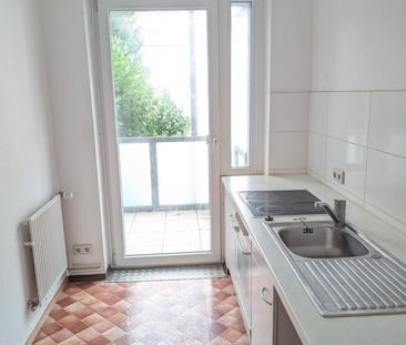 2-Zimmer Wohnung mit Balkon und EBK in Hannover-Badenstedt - Photo 1