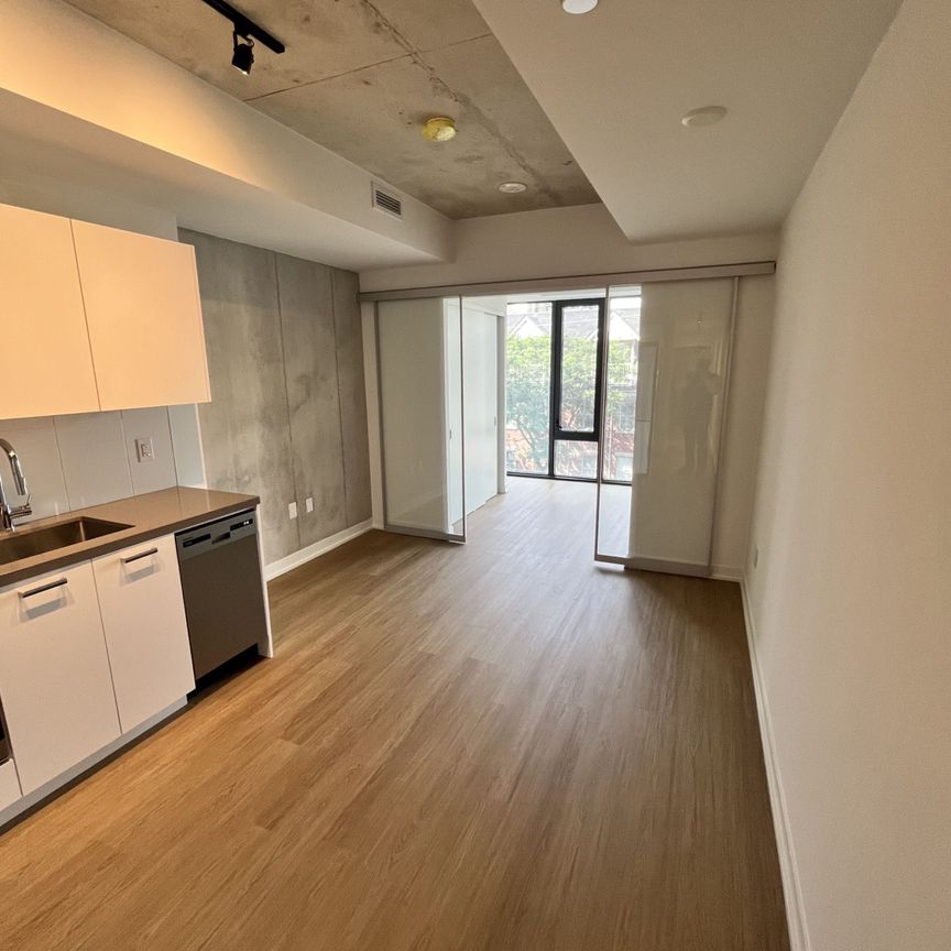 For Lease - 195 McCaul Street Unit# 221, Toronto, Ontario - Photo 1