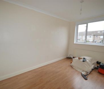 2 bedroom maisonette to rent - Photo 5