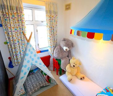 3 Bed Semi-Detached House, Park Drive, LE3 - Photo 4