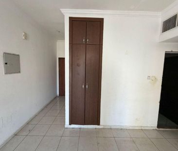 Large area, prime location, family building with w - Photo 4