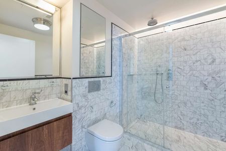 Exceptional one bedroom apartment situated on the fourth floor of this incredible development. - Photo 2