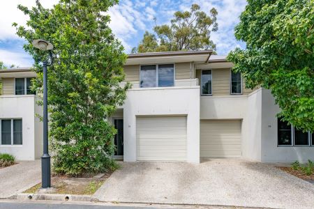 Cosy Townhouse in North Lakes - Photo 3