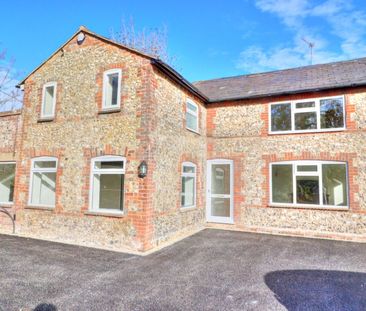 3 bedroom detached house to rent - Photo 3