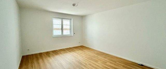 Erstbezug! Zentrumsnahe Zweizimmerwohnung mit Loggia & Einbauküche - Foto 1