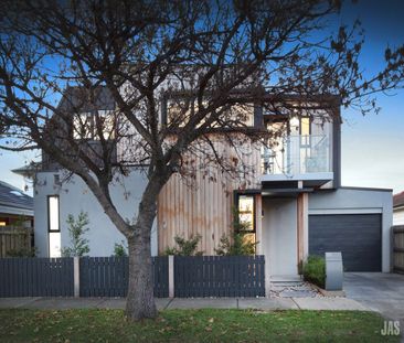 Tranquil home in sought-after Yarraville location - Photo 6