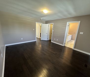 For Lease - 102 Jewel Street, Blue Mountains, Ontario - Photo 6