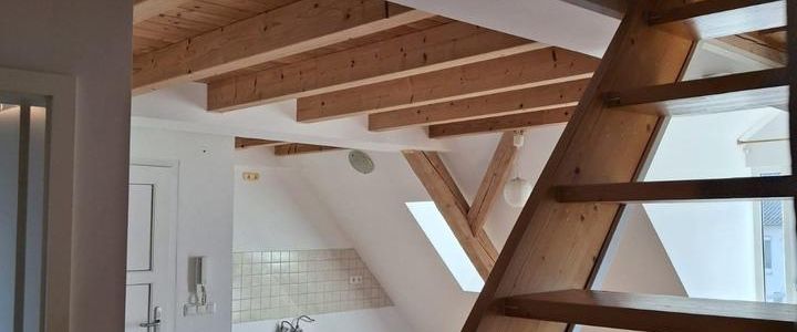 Dachgeschoss-Wohnung - Photo 1