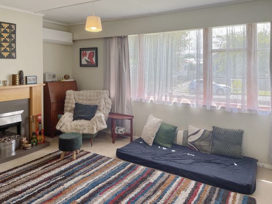 Waiwhetu Living - Photo 1