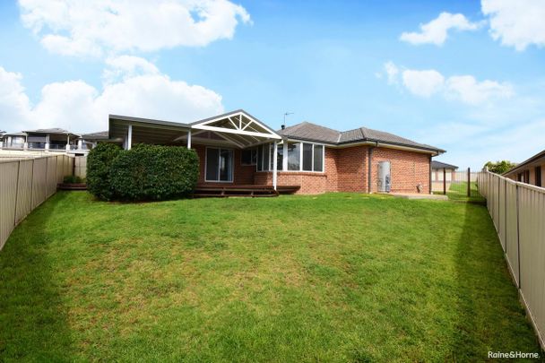 Spacious Family Living on Myall - Photo 1