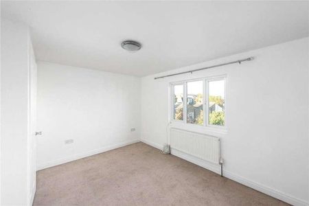 Pevensey Road, London, SW17 - Photo 3