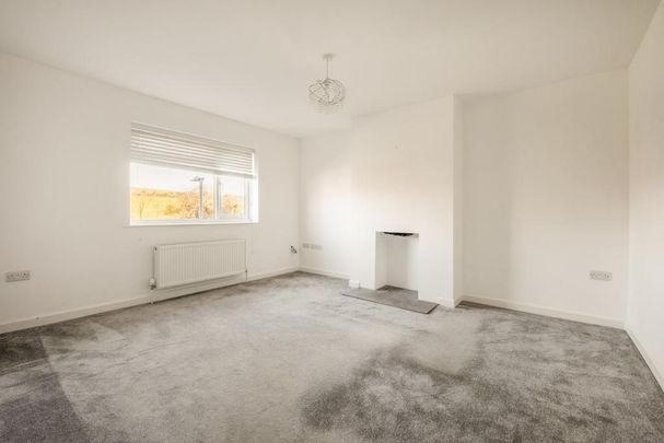 2 bedroom maisonette to rent - Photo 1