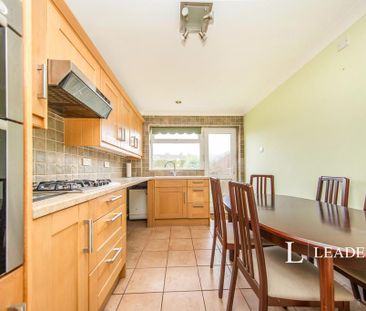 3 bedroom semi-detached house to rent - Photo 6