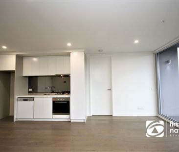 Live The Luxurious Lifestyle - Photo 4