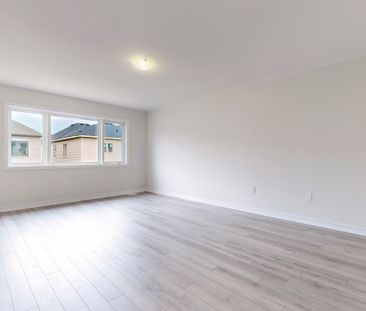 For Lease - 15 Prudhoe Terrace, Barrie, Ontario - Photo 2