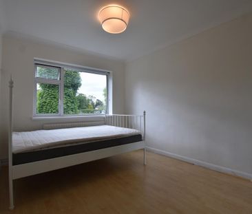 2 bedroom maisonette to rent - Photo 4