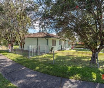 2 Maroochy Crescent, Beenleigh QLD 4207 - House For Rent | Domain - Photo 4