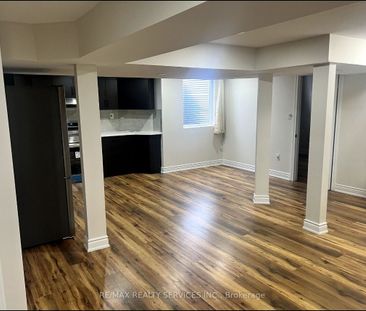 For Lease - 18 Treegrove Crescent Unit# Bsmt, Brampton, Ontario - Photo 6