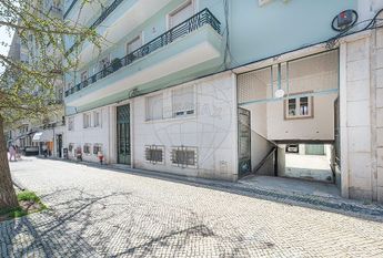Apartamento T4 em Lisboa
