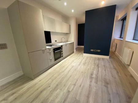 Studio to rent - Photo 3