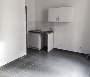 Location Appartement 1 pièce 23m² SETE 34200 - Photo 2