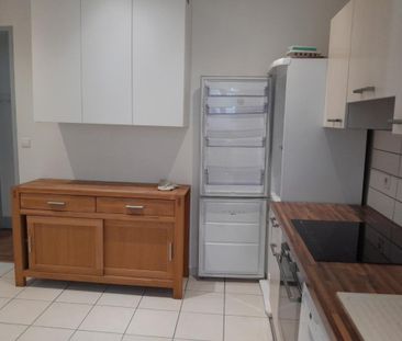 Location Appartement 4 pièces 117m² ANNECY 74000 - Photo 6