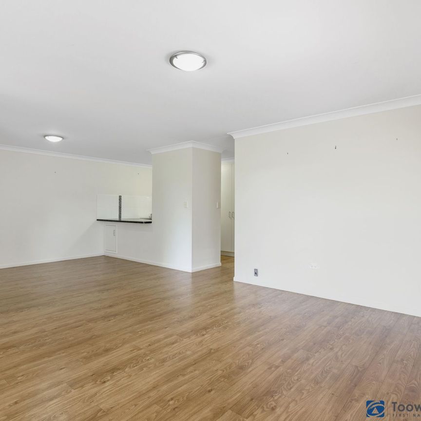 2/14 Horrocks Crescent, 4350, Kearneys Spring Qld - Photo 1