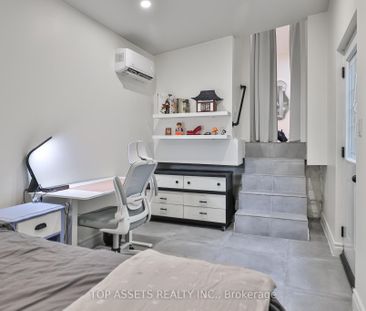 570 Vaughan (Main Floor) Road - Photo 6