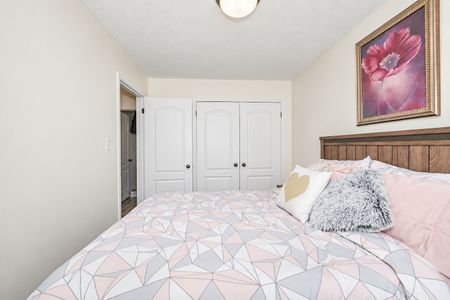 For Lease - 14 Richard Davies Crescent, Clarington, Ontario - Photo 2
