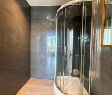 Studio Flat, Haredon House, SM3 - Photo 1