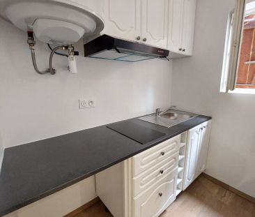 Location Appartement 2 pièces 23m² - Photo 4