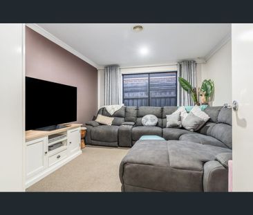 55 Shannahan Drive, Bell Park, Vic 3215 - Photo 2