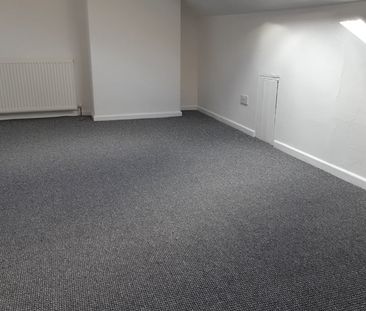 2 Bed Terraced House, Parkfield Grove, LS11 - Photo 1