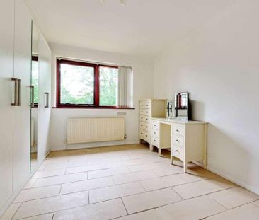 Woodside Grove, Woodside, N12 - Photo 4