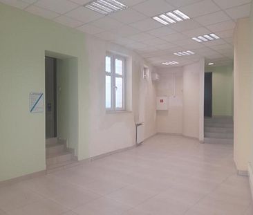 LOKAL PRZY DEPTAKU 5.200 PLN / m-c - Photo 1